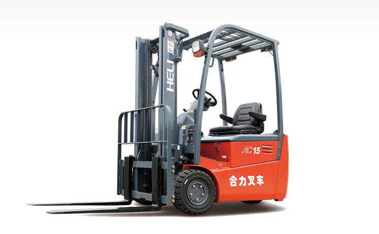 北京叉車公司夏季內燃叉車保養操作注意事項